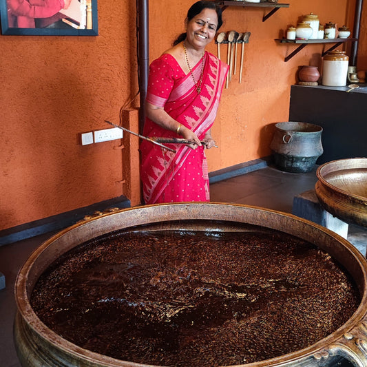 Kanaka Prabha Pain Oil Preparation